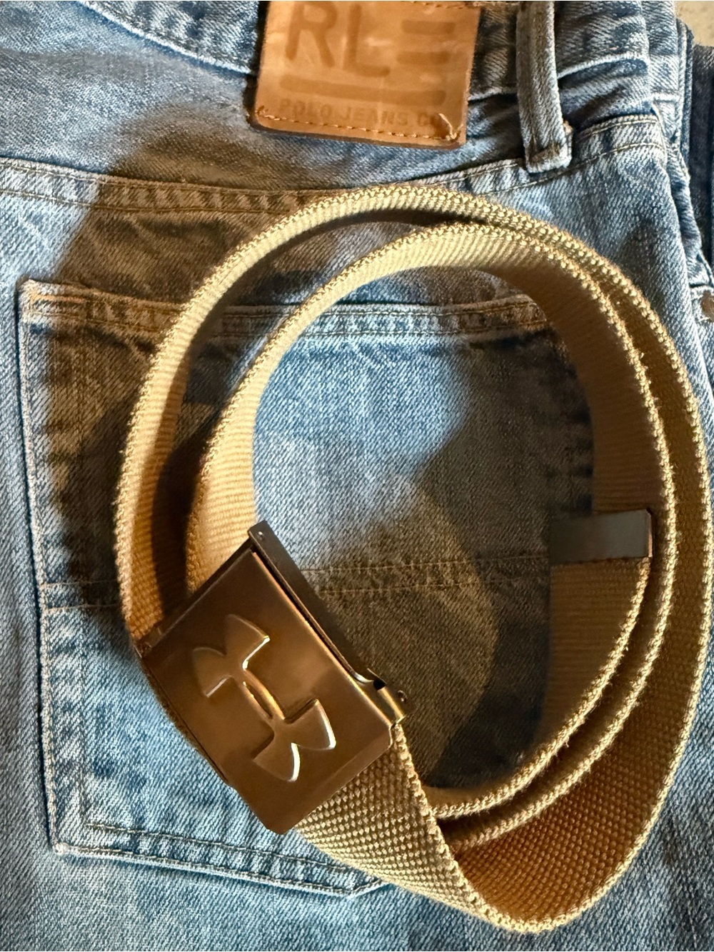 Under Armour Men's Tan Webbing Belt with Brushed Metal Logo Buckle